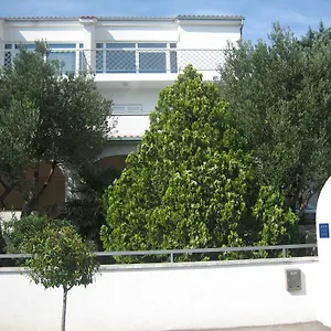 https://apartments-gp.primorje-gorskikotar.com
